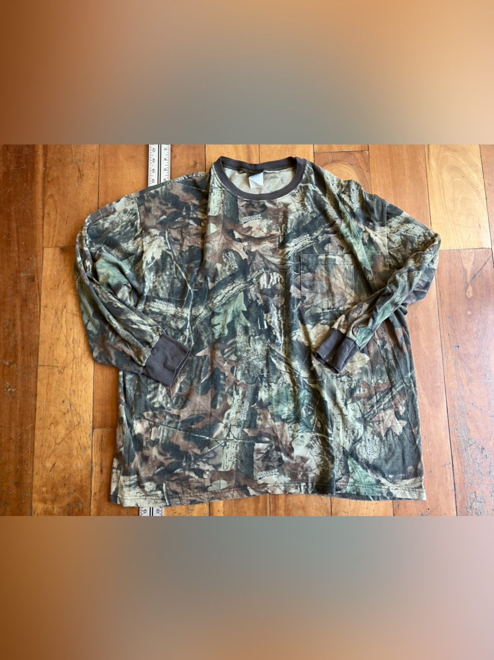 Vintage made in USA Men's Long Sleeve Camo Pocket Tee - Brown & Green